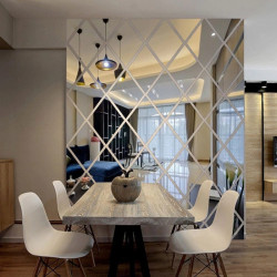 Set 32 Oglinzi Acrilice Diamant Romb Sticker Auto-adeziv Decorativ pentru Baie Living si Bucatarie 50 x 100 cm
