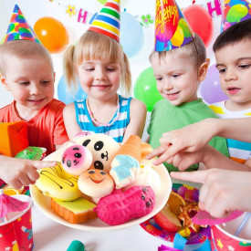 Pachet 15 piese , jucarii Squishy breloc cu revenire lenta
