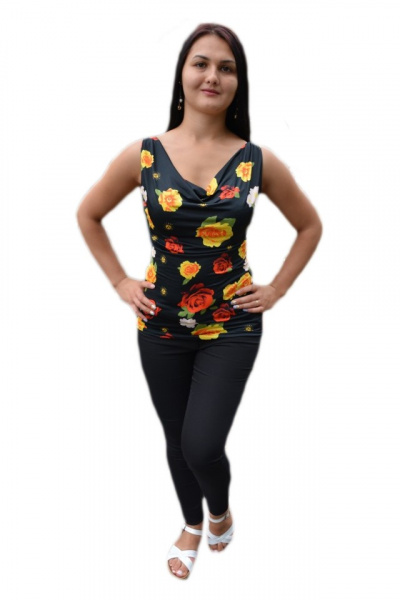 Bluza lejera de culoare neagra cu design de flori viu colorate