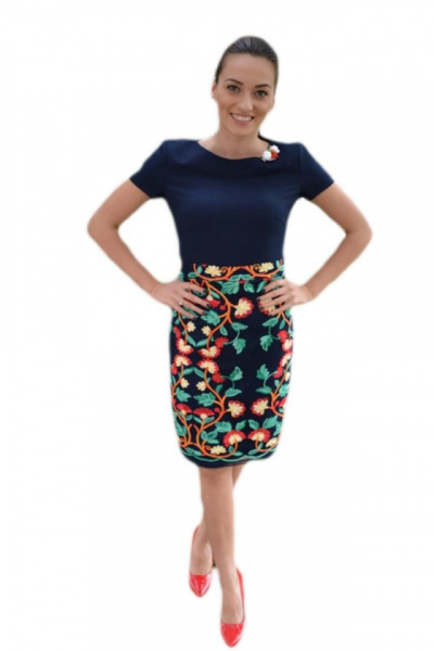 Rochie scurta de primavara-vara, bleumarin cu broderie colorata