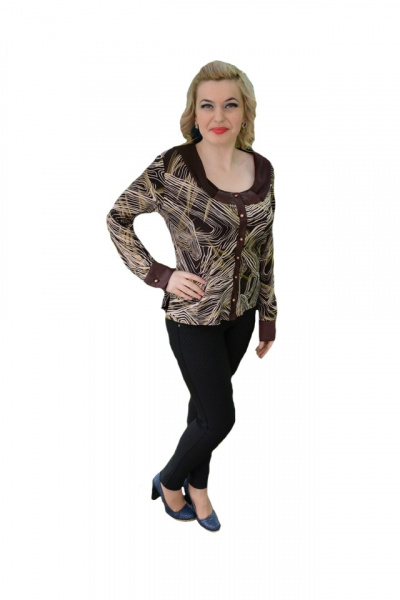 Bluza cu maneca lunga, dintr-un material rafinat, fin la atingere