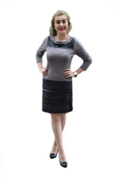 Rochie feminina, mulata, in nuante de gri, cu dantela