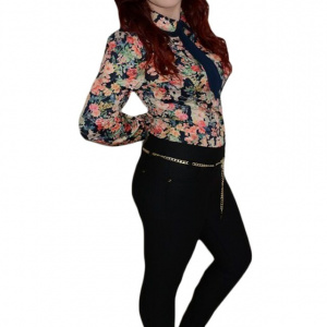 Pantalon chic, nuanta de negru, cu design interesant aparte