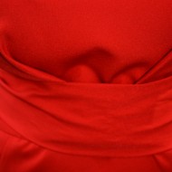 Rochie rafinata, de culoare rosu, maneca lunga, centura in talie