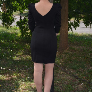 Rochie sexi, neagra, mulata, de lungime mini