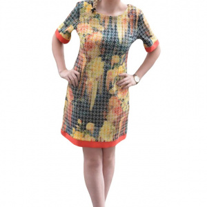 Rochie subtire de vara, scurta, cu imprimeu aparte in tesatura