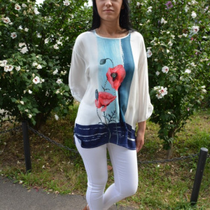 Bluza cu maneca trei sferturi, culoare alb-bleumarin
