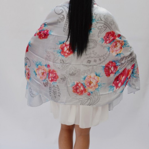 Esarfa casual cu forma clasica si design multicolor