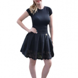 Rochie casual, feminina, neagra, cu perforatii in partea de jos