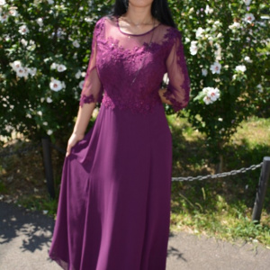 Rochie feminina, lunga de seara, mov cu maneci din vuoal