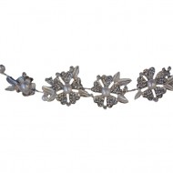 Agrafa eleganta tip coronita, din metal argintiu cu strasuri si perle