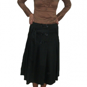 Fusta casual, in pliuri, evazata, disponibila in culoare neagra