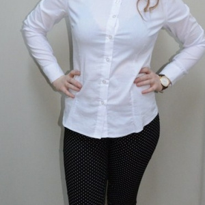 Pantalon rafinat, model tineresc, croi cambrat si design de buline
