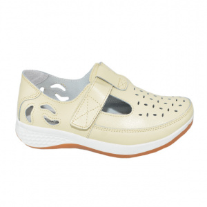 Pantofi din piele cu perforatii si talpa comoda,nuanta de bej