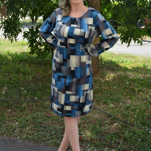 Rochie de toamna, cu un model de patratele, albastra