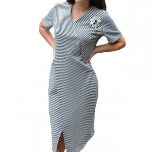 Rochie de zi Gianina cu dungi si crepeu,nuanta de alb-bleumarin