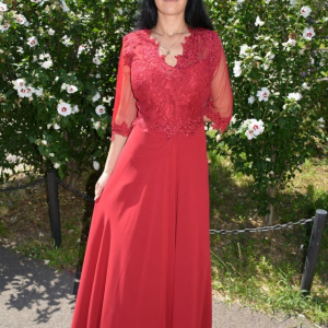 Rochie lunga de seara din voal si dantela, culoare marsala