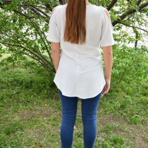 Bluza de primavara-vara cu design deosebit in fata, nuanta alba
