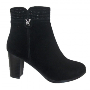 Botina scurta de toamna, de culoare neagra, cu decor de strasuri