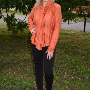 Camasa cu maneca lunga, masura mare, culoare caramizie