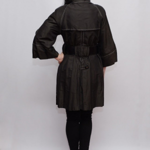 Palton fashion, negru, cu doi randuri de nasturi si curea lata in talie