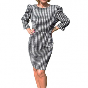 Rochie cambrata, masura mare, nuanta de negru-alb, model pepit
