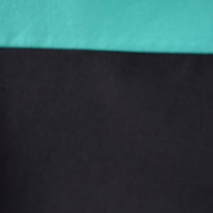 Rochie de lungime mini, de culoare negru-verde
