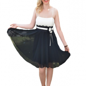 Rochie delicata, de culoare negru-alb