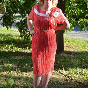 Rochie din dantela ,feminina, de ocazie , de culoare corai