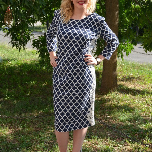 Rochie feminina, bleumarin-alb si inserti de dantela