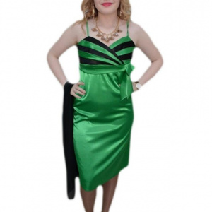 Rochie moderna, nuanta de verde, decolteu in V