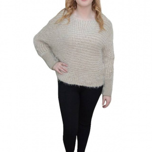 Bluza fashion, nuanta de bej, decolteu modern, maneci lungi