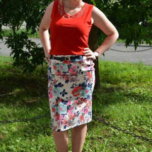 Fusta scurta de primavara-vara cu imprimeu floral multicolor