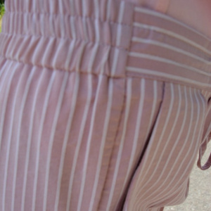 Pantaln lung, confortabil cu croi  pe picior, nuanta de plamaniu