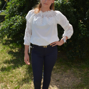 Pantalon casual de nuanta bleumarin, model lung cu dungi