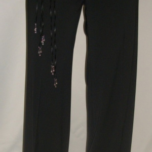 Pantaloni lungi, negri, cu cinci fasii de saten decorative