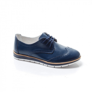 Pantof modern de culoare bleumarin, cu design rafinat, din piele