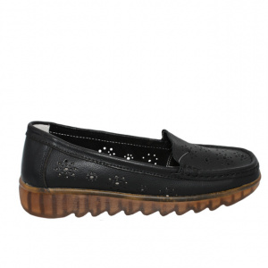 Pantofi perforati cu model si talpa deosebita,negru