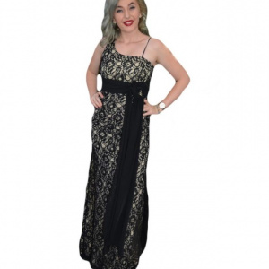 Rochie de seara lunga, eleganta, din dantela neagra pe fond crem