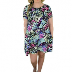 Rochie multicolora de vara, cu un croi lejer si buzunare trendy