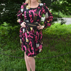 Rochie rafinata ,multicolora cu centura neagra