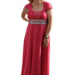 Rochie superba de seara, cu insertii de broderie si strass-uri, pe roz
