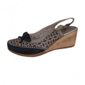 Sandale negre cu talpa ortopedica, cu model perforat, din piele
