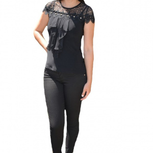 Bluza dama Luna ,aplicatii de dantela si strasuri,nuanta de NEGRU