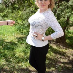 Bluza din dantela florala, culoare alba