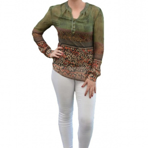 Bluza verde inchis cu imprimeu colorat si top cu bretele dedesubt