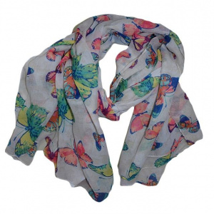 Esarfa trendy din material fin cu design deosebit pe fond alb