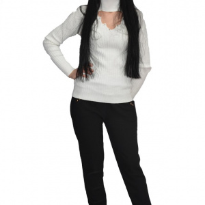 Pantalon casual accesorizata cu nasturi vintaje ,nuanta de negru