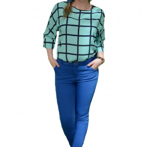 Pantalon deosebit, nuanta de albastru, fara imprimeu, buzunare laterale