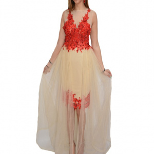 Rochie eleganta cu lungime asimetrica, insertii de tul si broderie